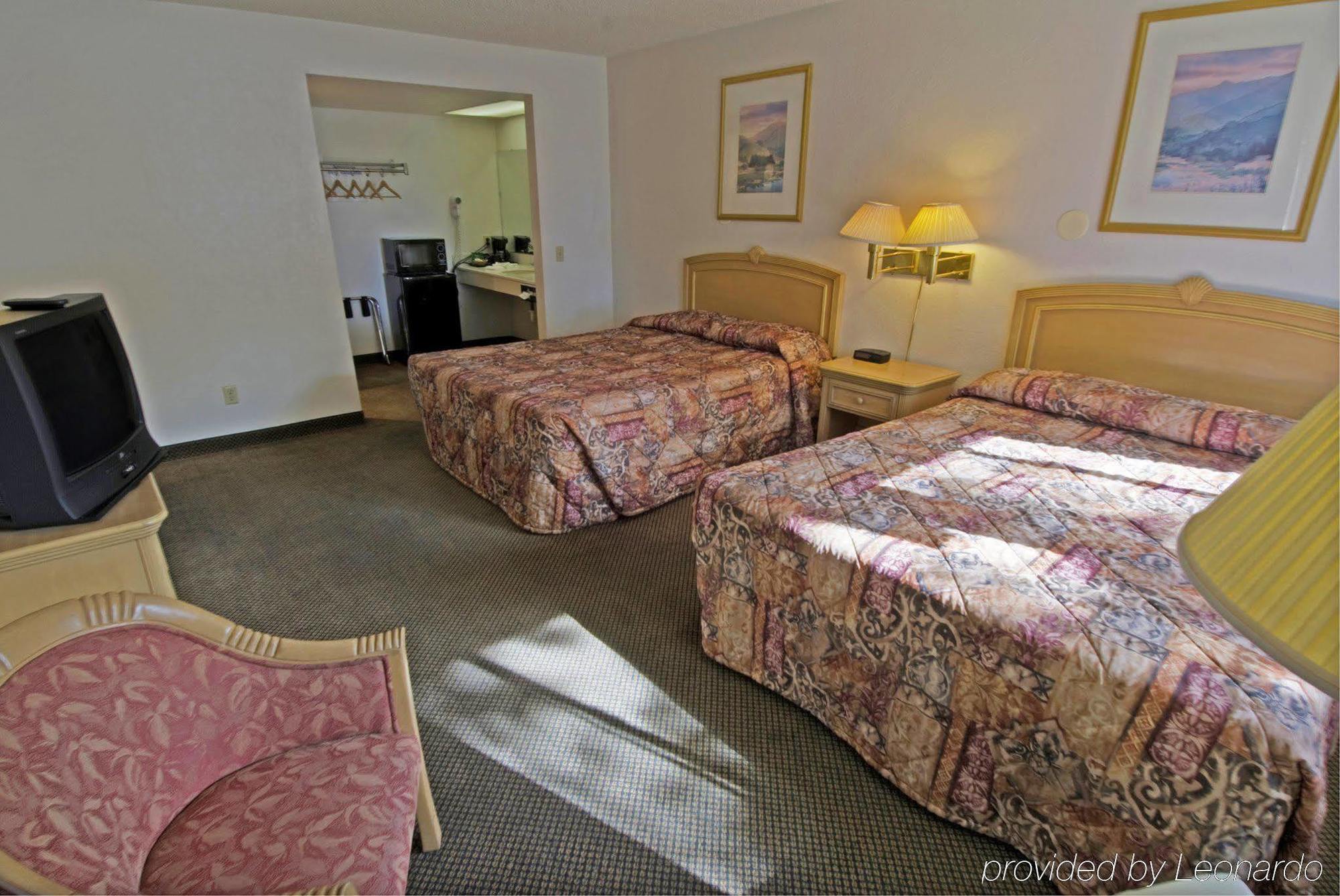Inn At Highway 1 롬폭 외부 사진